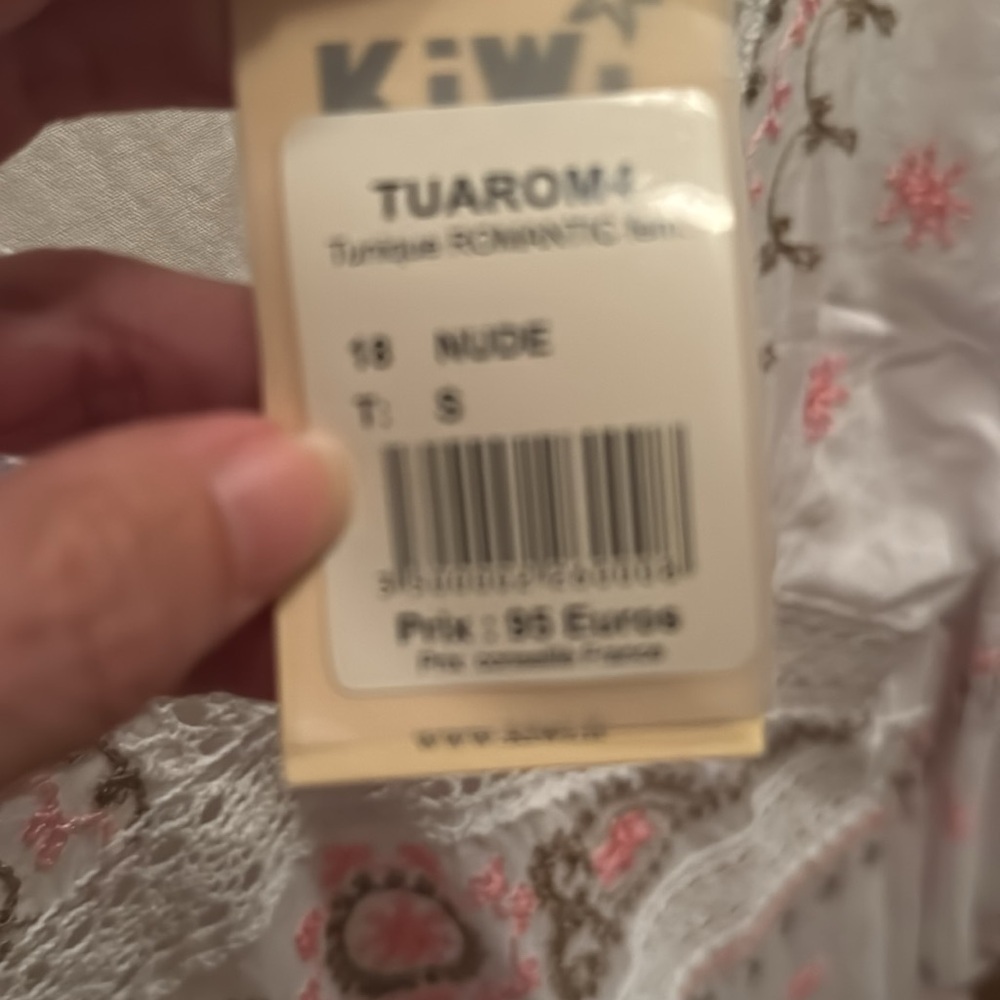 Kiwi saint tropez cover up, size small - Picture 7 of 7